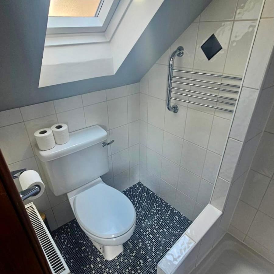 Cosy Cottage With Free Parking Close To Airport Эдинбург Экстерьер фото